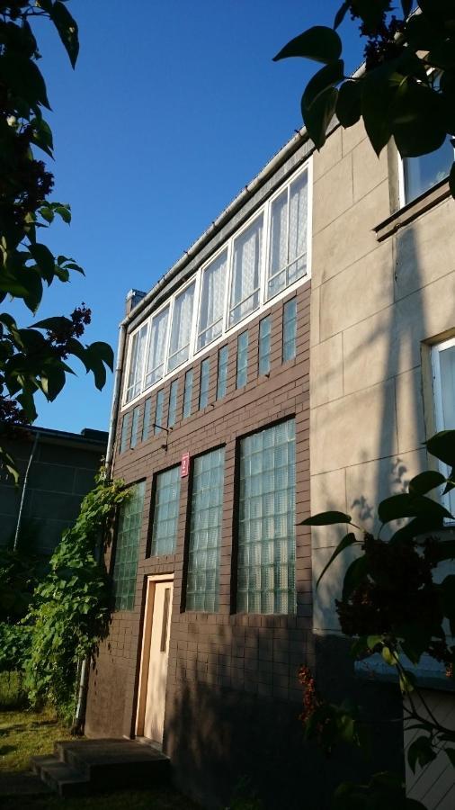 לימבז'י Willow Apartments מראה חיצוני תמונה